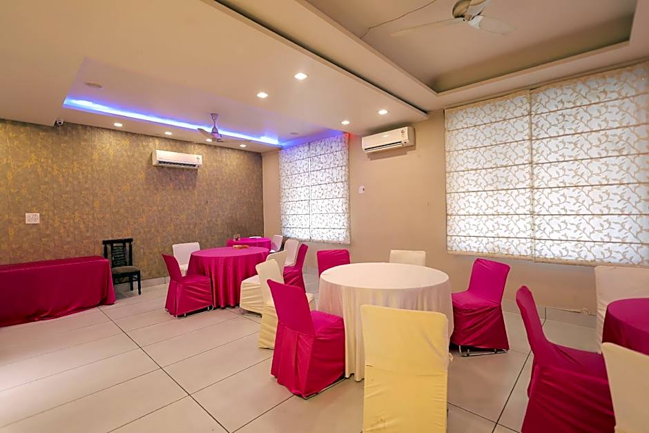 Hotel Krishnam Vrindavan – Near Banke Bihari Temple