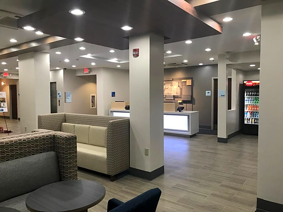 Holiday Inn Express Hotel & Suites Canton By IHG