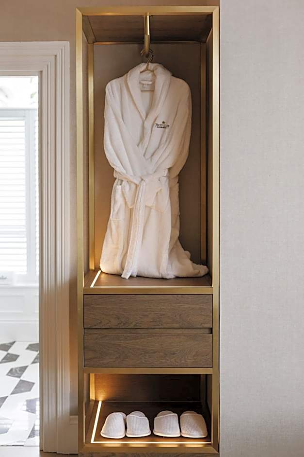 Tullyglass House Hotel