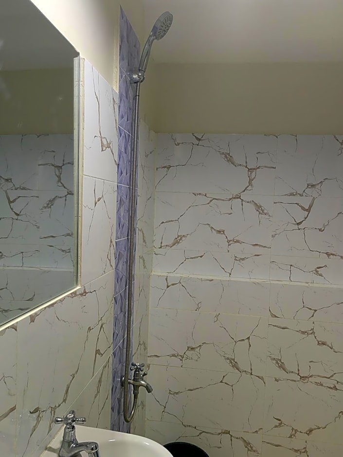 Mansion 8 Residences