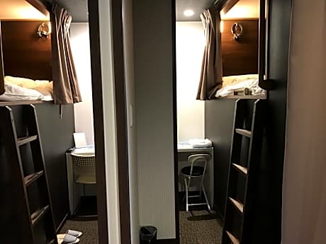 Capsule Room for Male - Upper Level