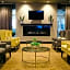 Holiday Inn and Suites East Peoria By IHG