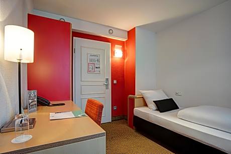 Standard Room, 1 Single Bed