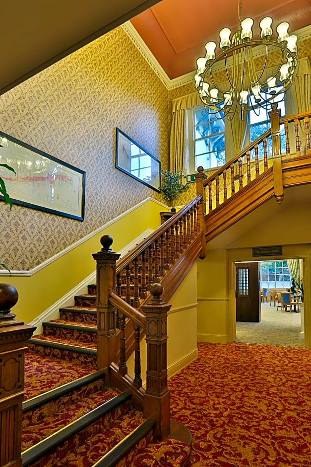 Reigate Manor Hotel