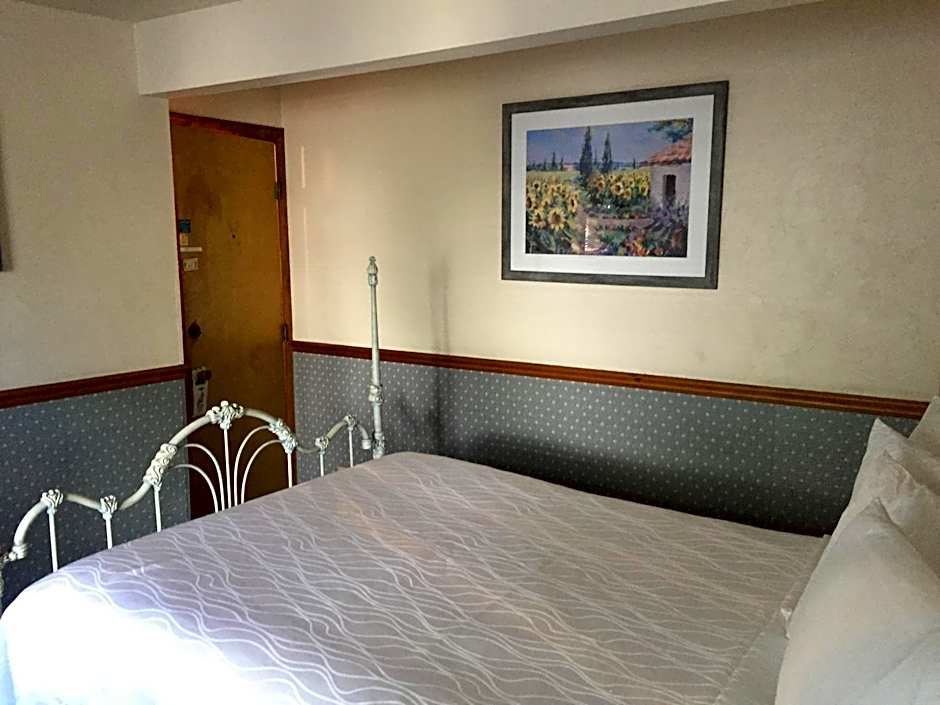 Catalina Island Seacrest Inn