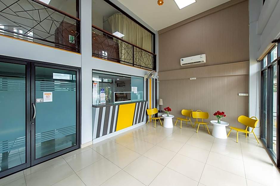 Riski Residence Bangbuathong