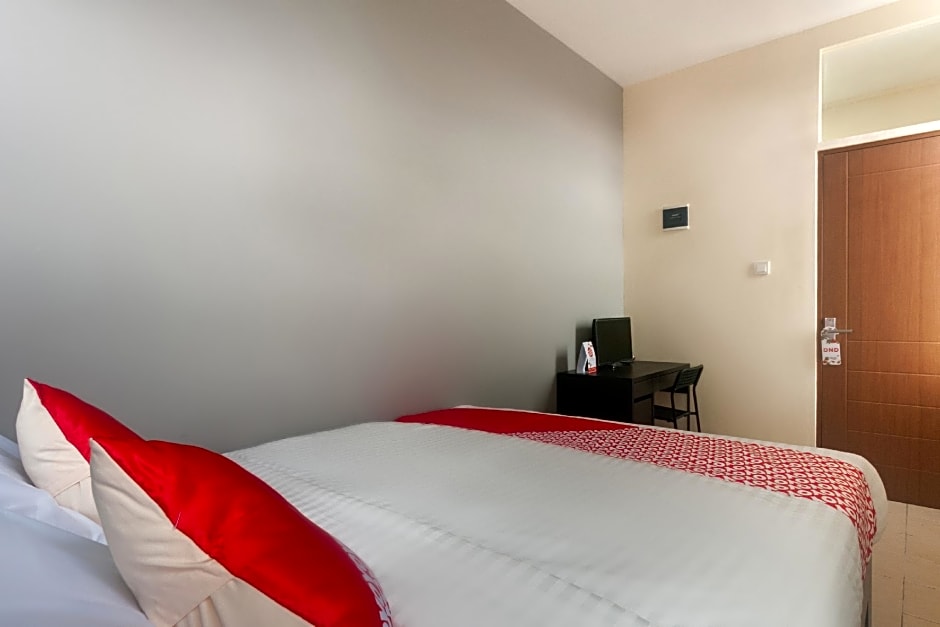 OYO 3216 Ellegan Residence