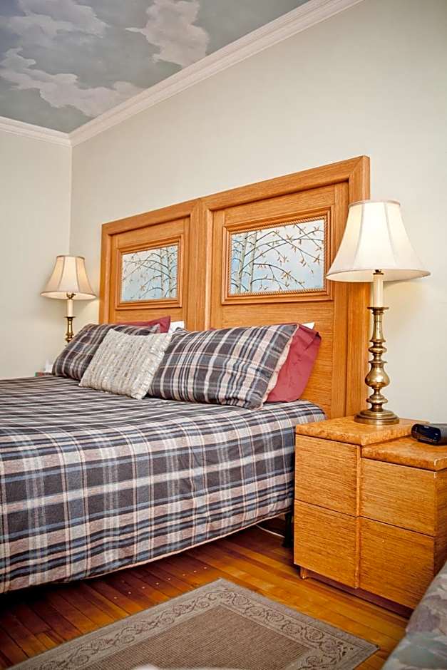 Maison Des Jardins B & B