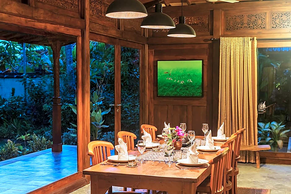 Oceanfront Citakara Sari Villas