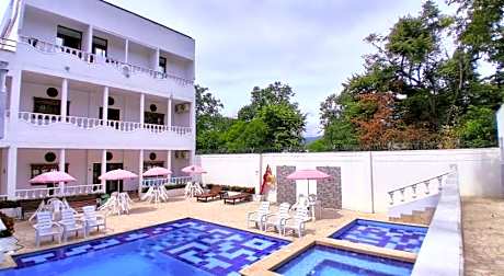  hotel santa fe del parque