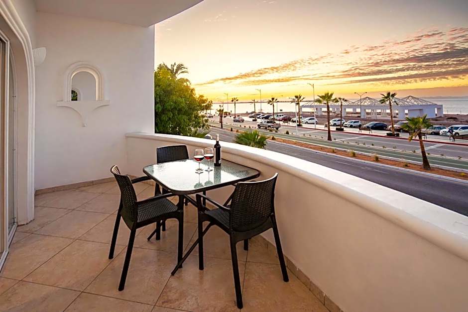 Hotel & Suites El Moro