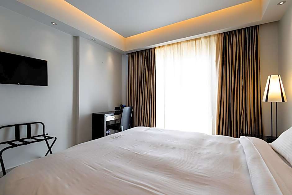 Comfy Boutique Hotel