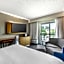 Comfort Inn & Suites Bethlehem Lehigh Valley Airport
