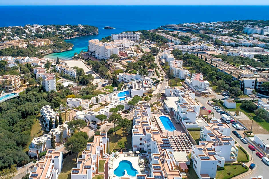 MarSenses Ferrera Blanca Hotel Family