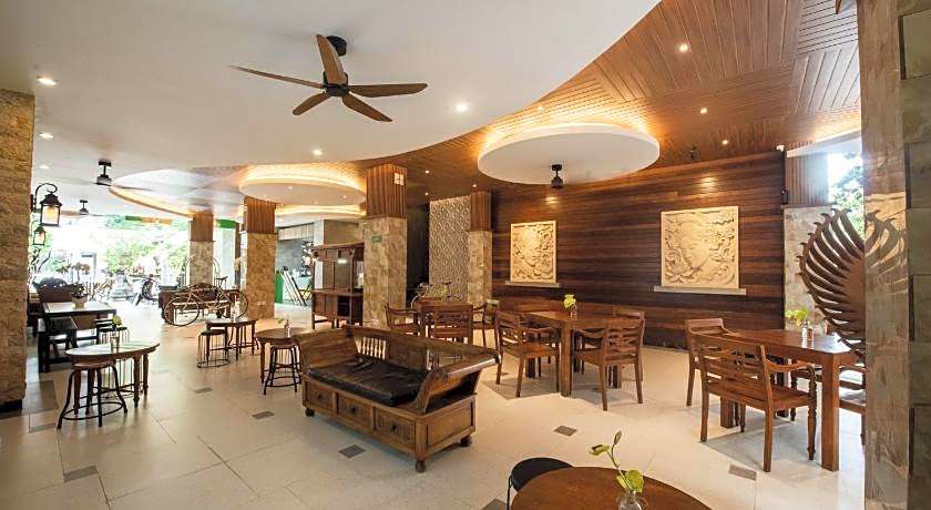 Sandat Hotel Legian