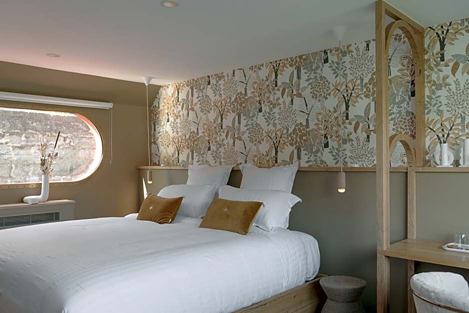 LA PENICHE - Bed And Bicycle - Vienne