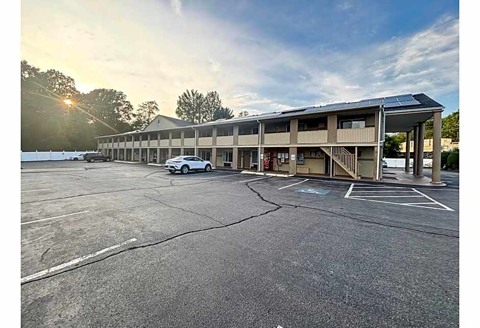 Motel 6 Old Saybrook, CT