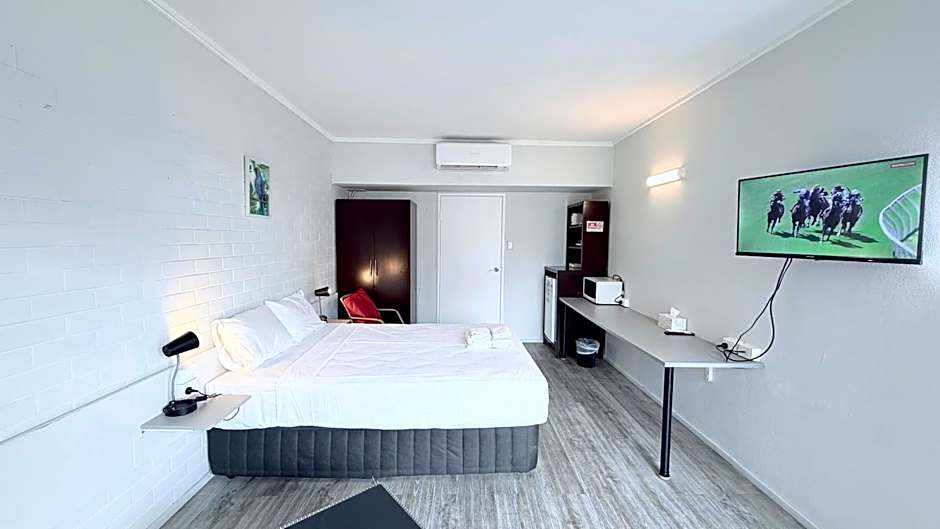 ZED MOTELS Tropical Gateway