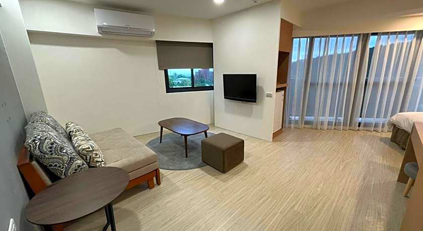 Yawan Hotel
