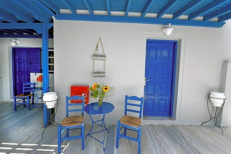 Lunar Seaside Hotel