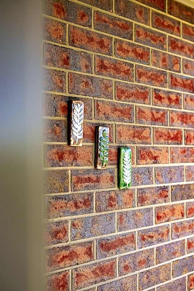 Mala Retreat Chardonnay Studio Immaculate and Comfortable