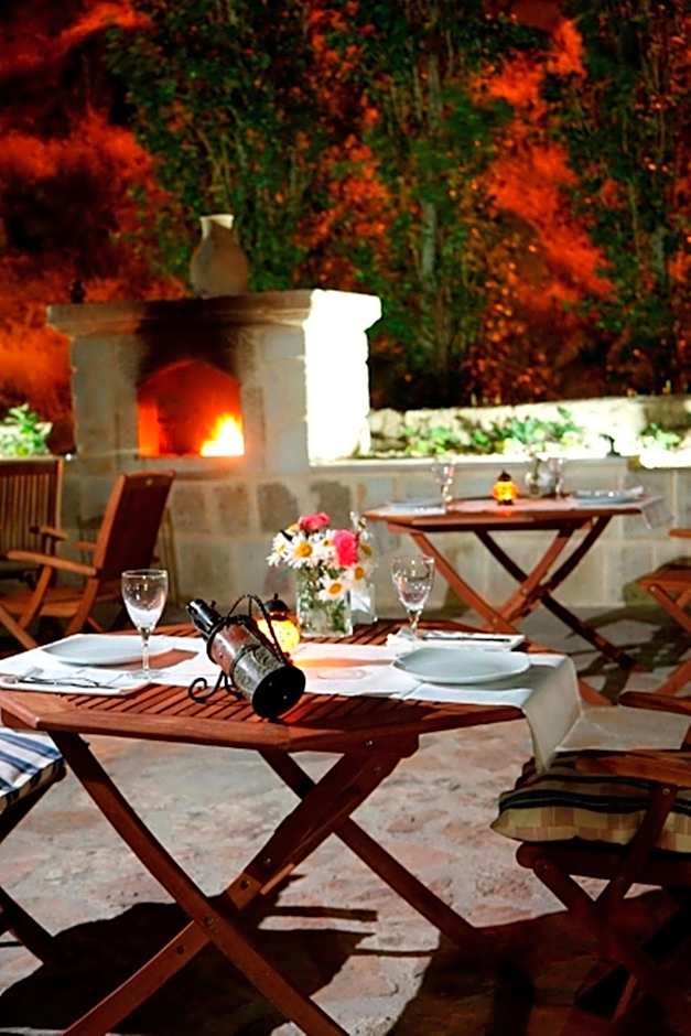 Dreams Cave Hotel