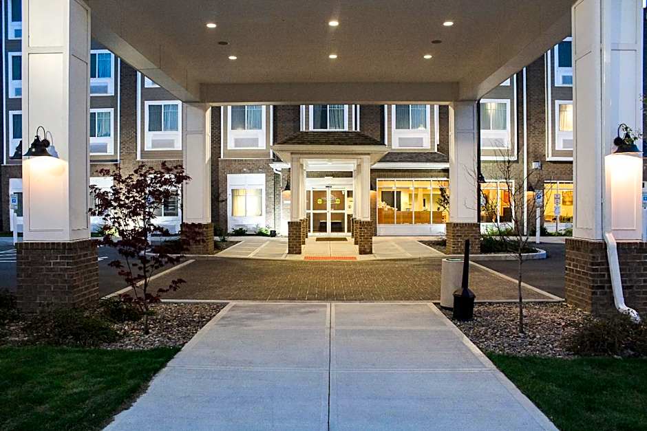 Microtel Inn & Suites Penn Yan Finger Lakes Region