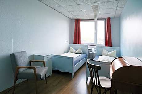 Twin Room with Shared Bathroom