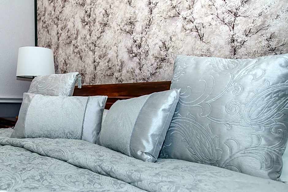 Beaumont Guest House Windermere - Adult Only - Free Car Park & Off Site access to the local Health Centre