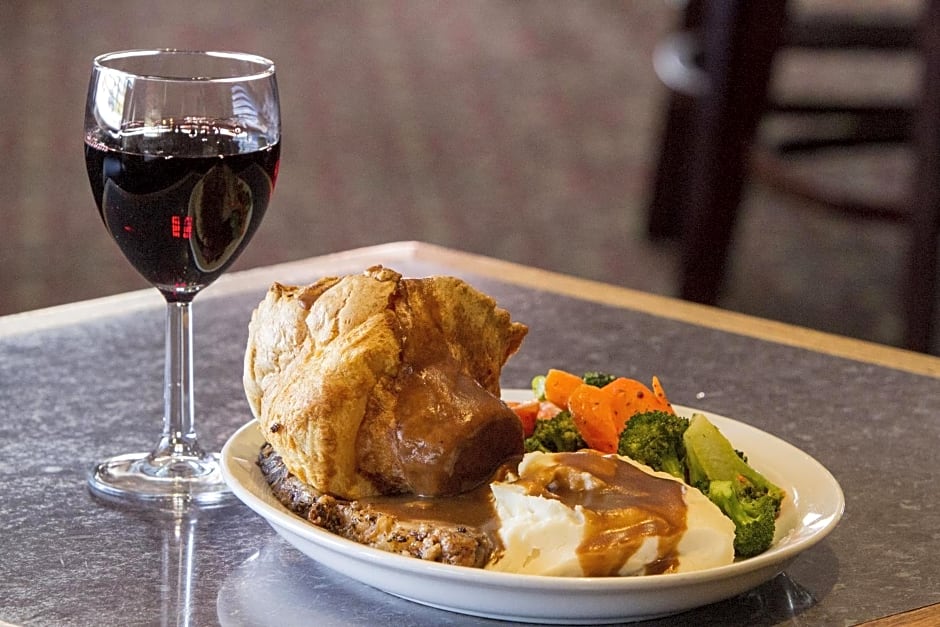 Powell River Town Centre Hotel