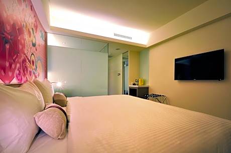 Superior King Room