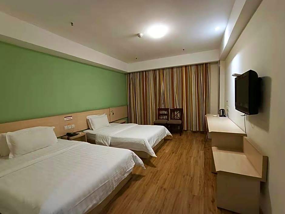 7 Days Inn Chongqing Wanzhou District Gaosuntang Chongbai