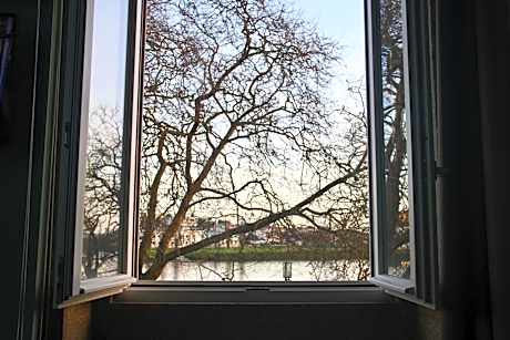 Suite with River View