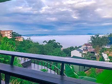 Queen Room with Balcony