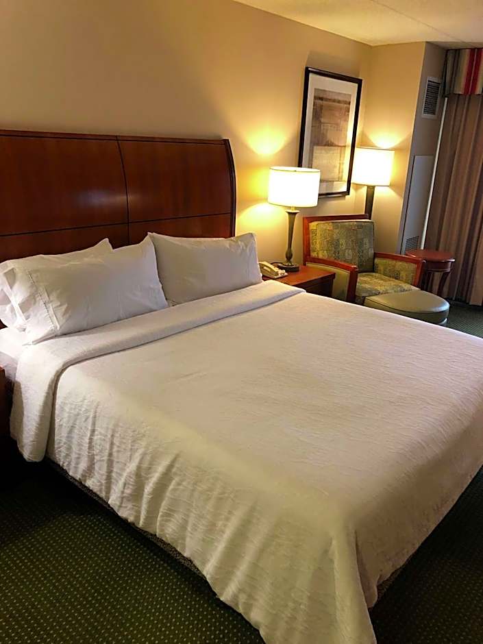 Photo 1 of 3 of 1 King Bed