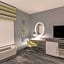 Hampton Inn By Hilton and Suites Dallas/Plano Central