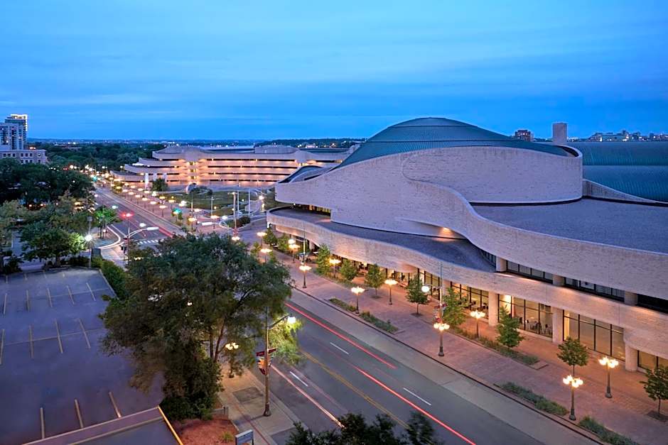 Four Points by Sheraton Hotel & Conference Centre Gatineau-Ottawa