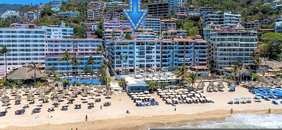 one Beach st hotel - beach Front 2BD 2BA WITH BALCONY in Zona Romantic Puerto Vallarta