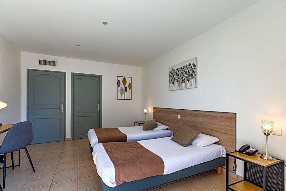 Logis Hôtel L'Oliveraie