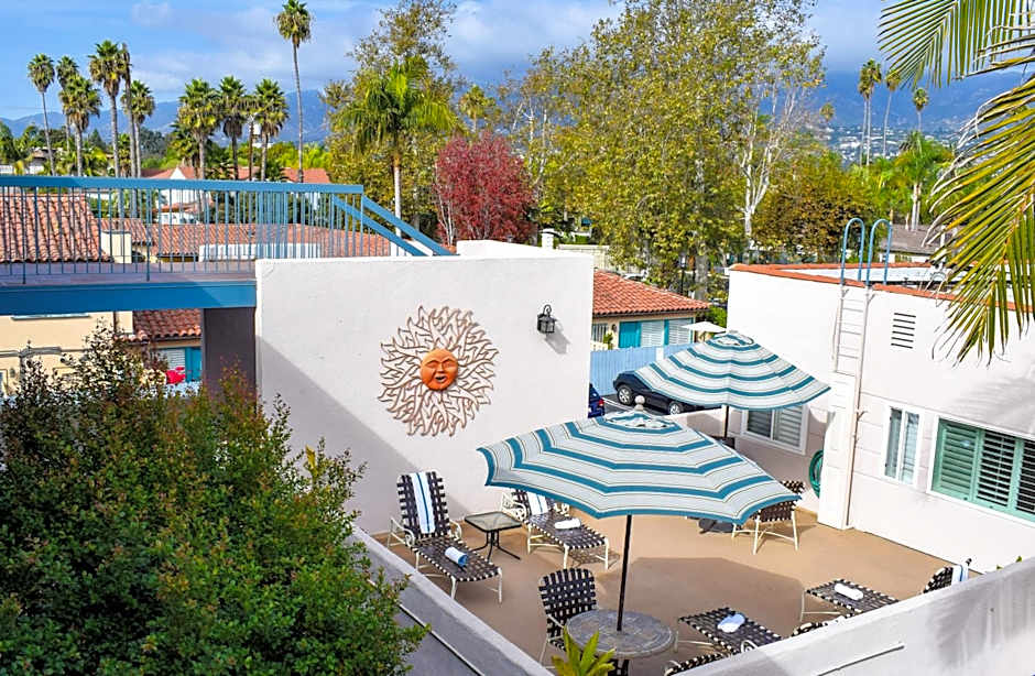 Beachside Inn