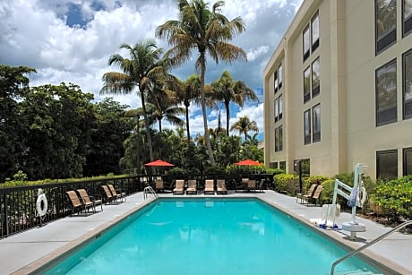 Hampton Inn Naples-Central