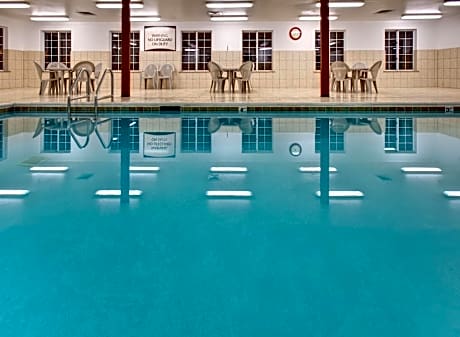 Staybridge Suites Rockford Hotel By IHG