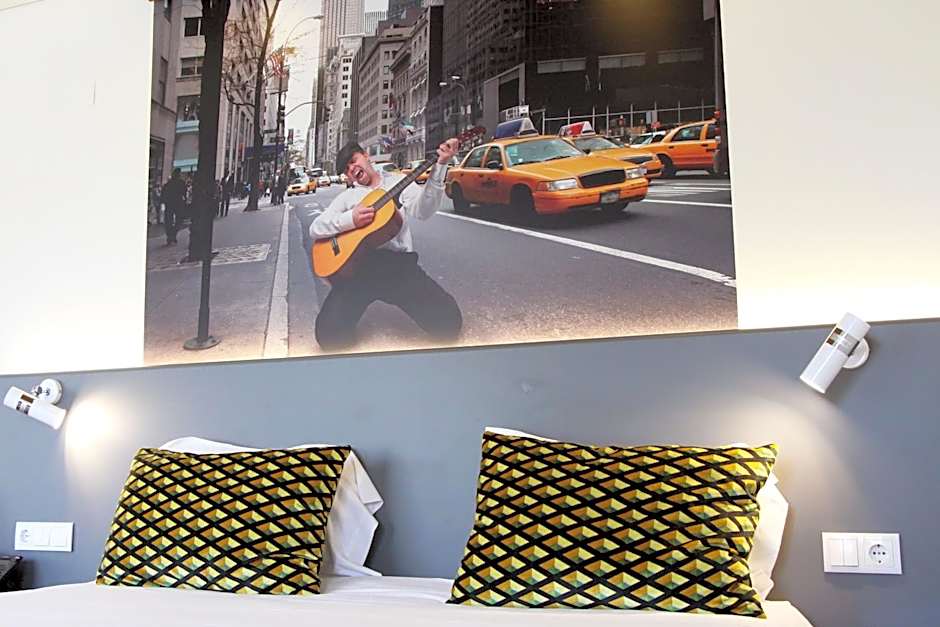 America Diamonds Hotel