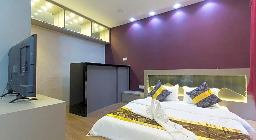 Top Garden Hotel