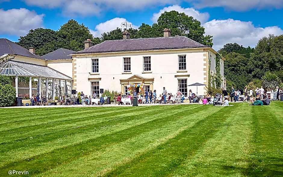 Castle Grove Country House Hotel