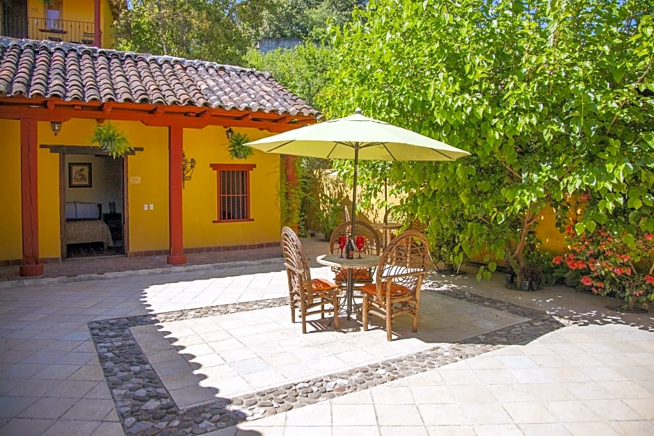 Hotel Adobe & Teja