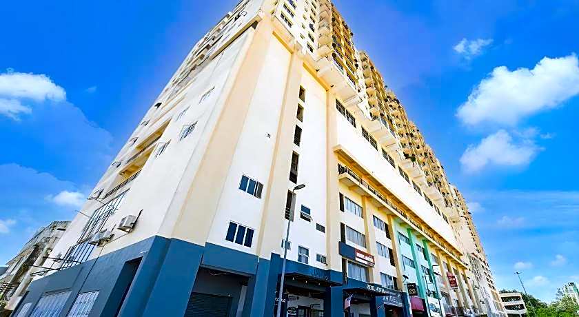 OYO 89588 Destiny Riverside Hotel