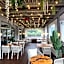 Acapella Hotel Restaurant