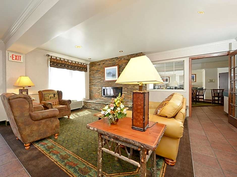 Clubhouse Inn