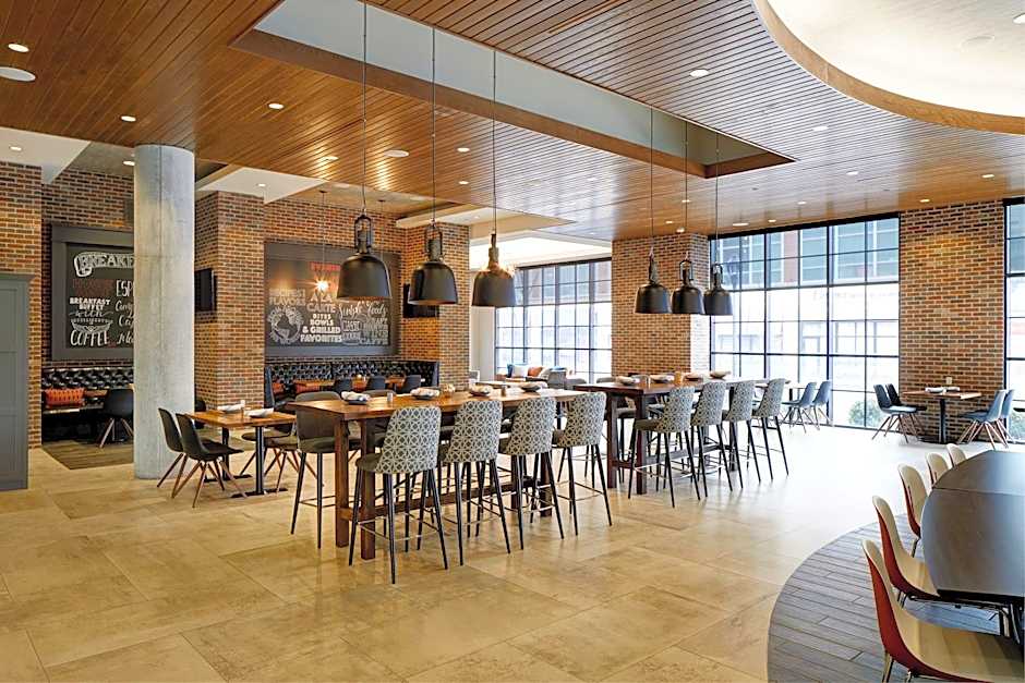 Archer Hotel Boston/Burlington